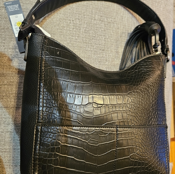 NWT Tahari Oxford Hobo Vegan Leather Shoulder Bag With Tassel And Dust Bag NEW!! - Picture 3 of 15